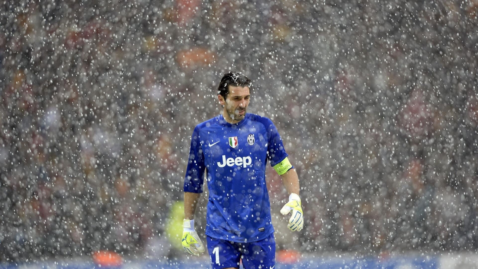 绝境双雄，广东压哨奇迹与克莱·汤普森季后赛的封神时刻