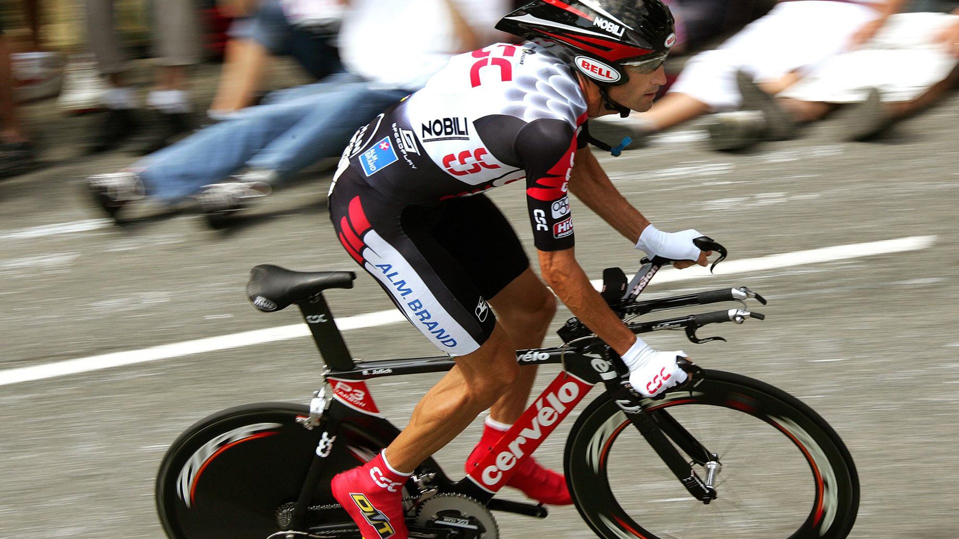 跨越时空的篮球奇迹,米切尔式英雄主义与辽宁队的加时鏖战