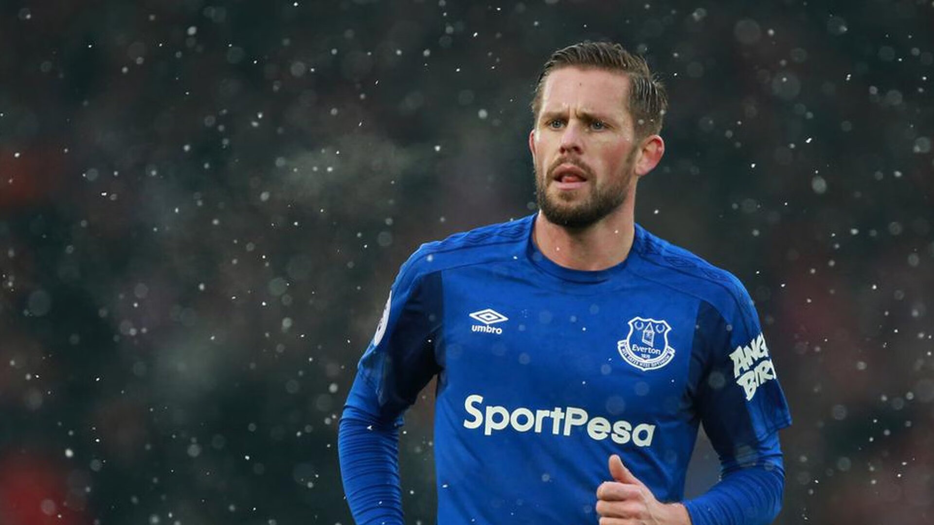 智利对阵苏格兰，厄德高如何用一场教科书表现定义现代中场艺术