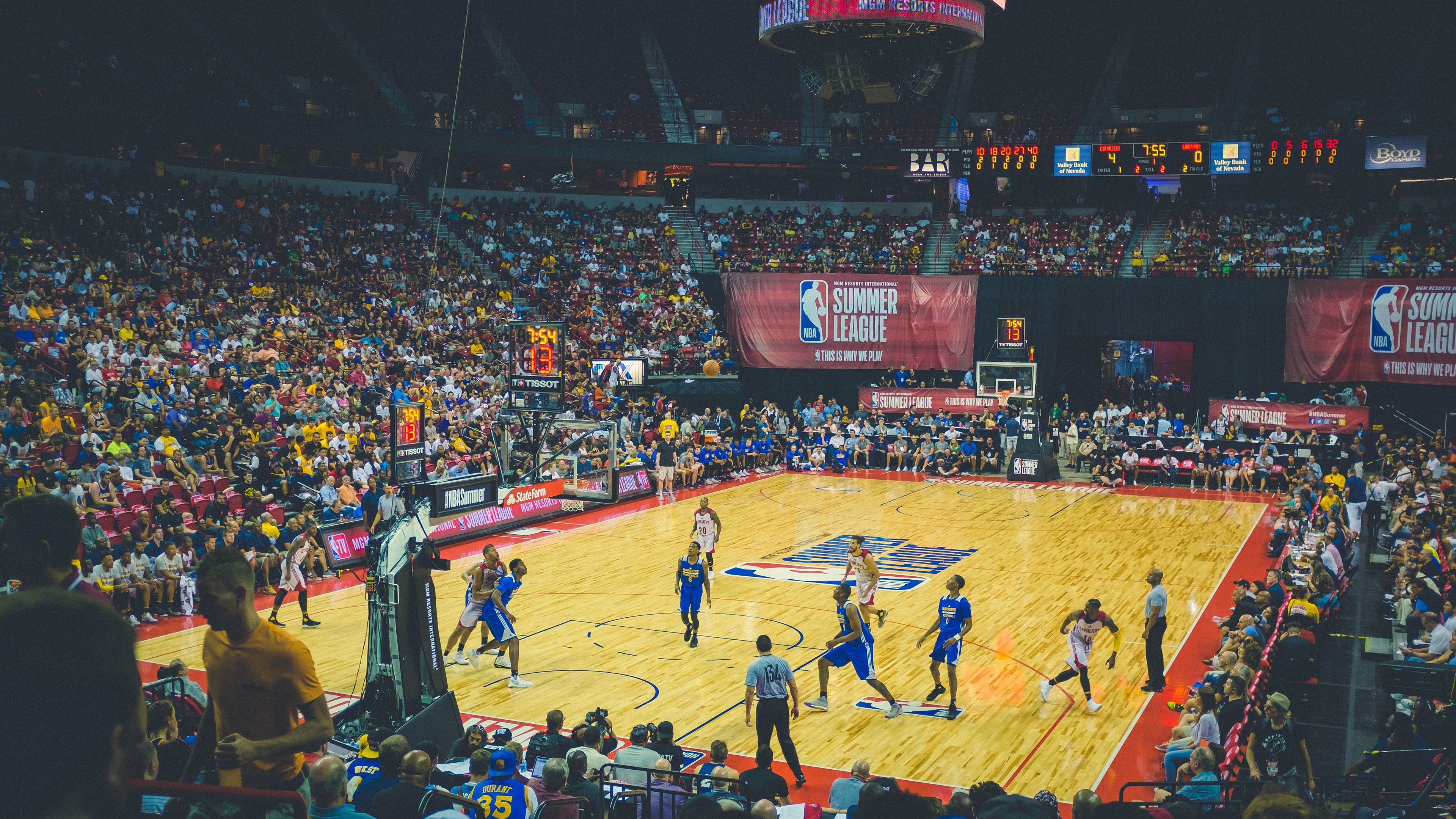 黄蜂封锁快船,乔治成为关键先生,一场决定性的逆转之战